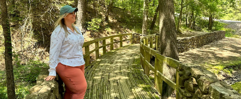 This Body Positivity Activist Reviewed Our Best Plus-Size Hiking Clothes